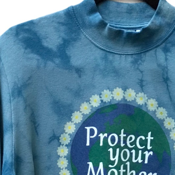 Tie dye mock turtleneck cropped graphic sweatshirt - Picture 3 of 11